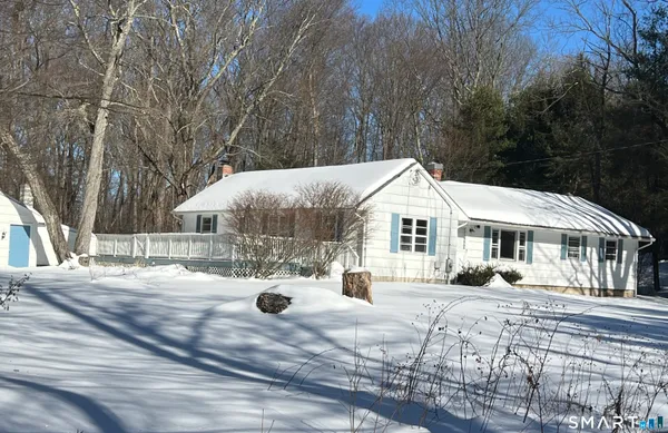 $399,900 | 11 Old Fairwood Road, Bethany, CT 06524