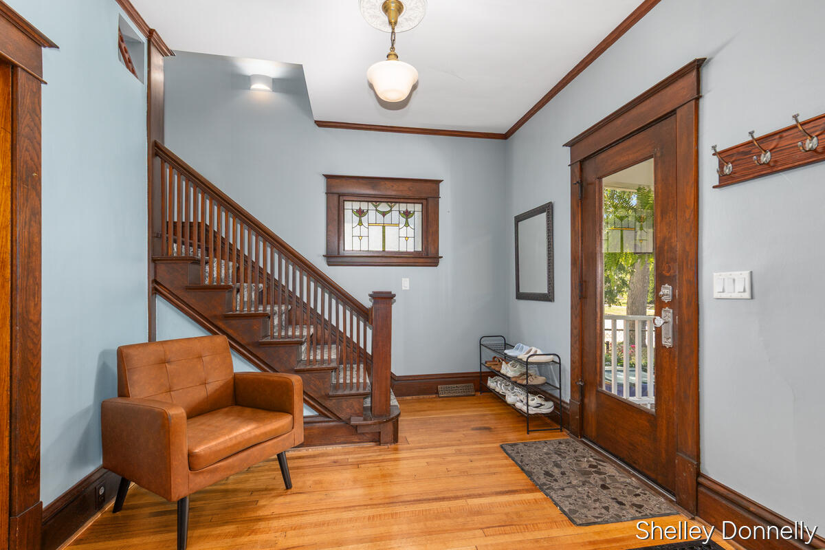 847 Innes Street Northeast Grand Rapids, MI 49503 - Photo 7 of 48 847-Innes_007