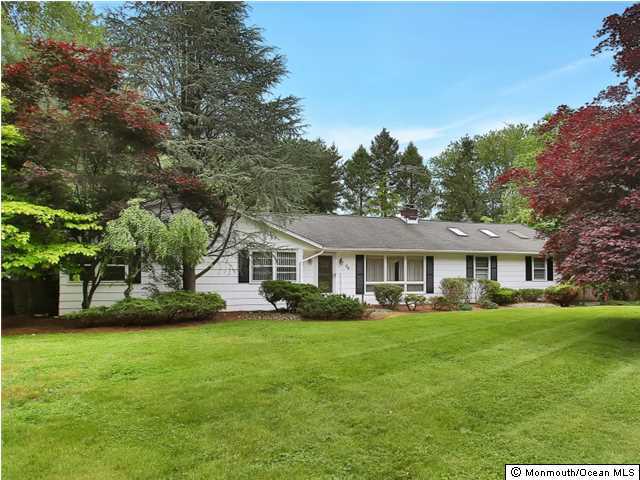 24 Crine Road Colts Neck, NJ 07722 - Photo 1 of 21 Primary Photo
