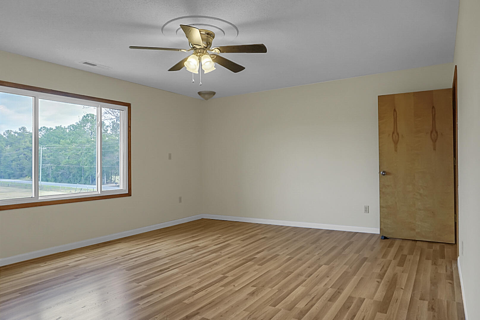 1723 Hoodtown Road St. Stephen, SC 29479 - Photo 52 of 92 Bathroom Apt