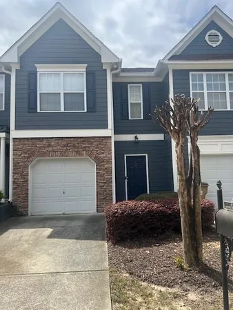 $1,800 | 6283 Shoreview Circle, Flowery Branch, GA 30542