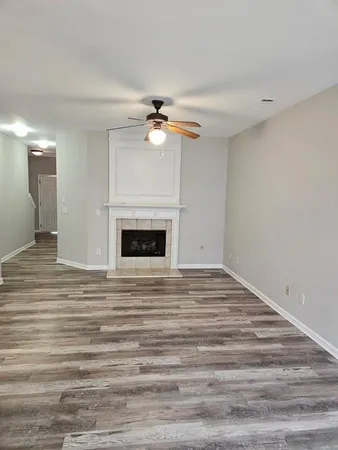 $1,800 | 6283 Shoreview Circle, Flowery Branch, GA 30542