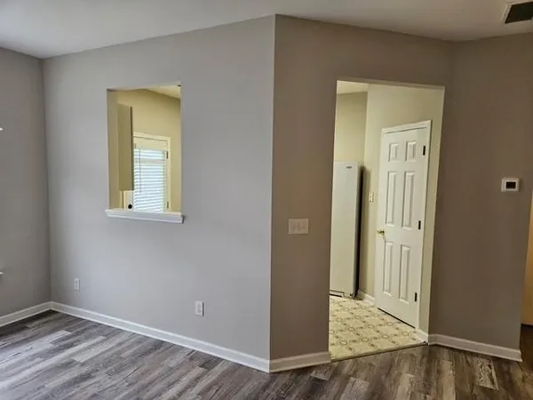 $1,800 | 6283 Shoreview Circle, Flowery Branch, GA 30542