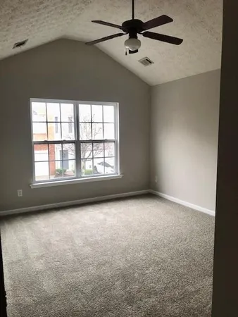 $1,800 | 6283 Shoreview Circle, Flowery Branch, GA 30542