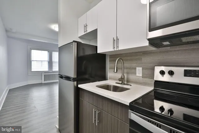 $1,695 | 4247 Locust Street, Unit 1B326, Philadelphia, PA 19104