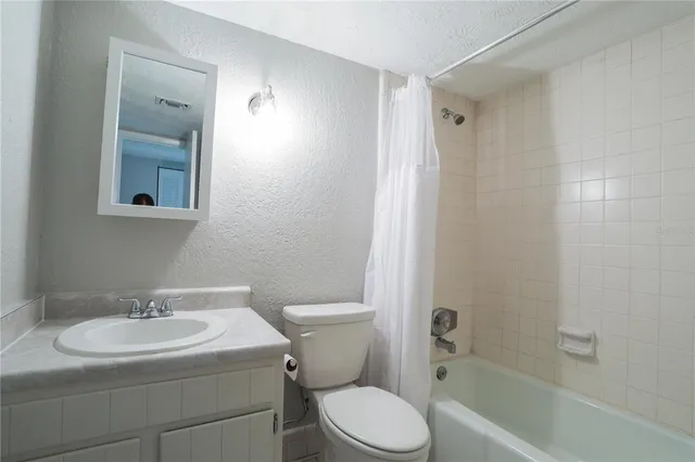 $1,995 | 5325 Hansel Avenue, Unit 1, Orlando, FL 32809