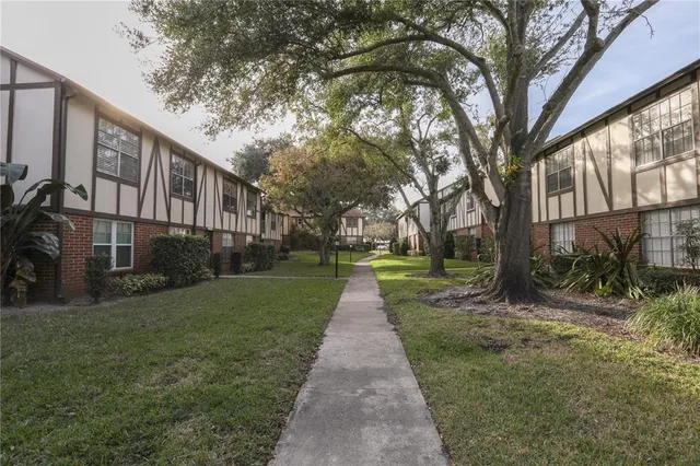 $1,995 | 5325 Hansel Avenue, Unit 1, Orlando, FL 32809