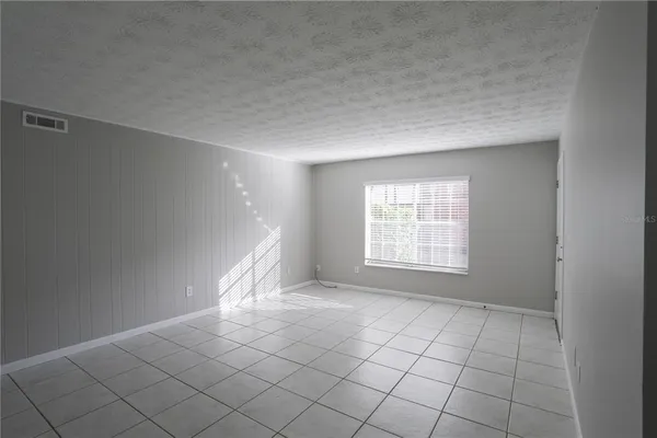$1,795 | 5325 Hansel Avenue, Unit 1, Orlando, FL 32809