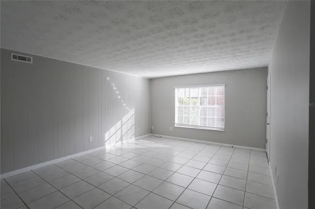 $1,995 | 5325 Hansel Avenue, Unit 1, Orlando, FL 32809