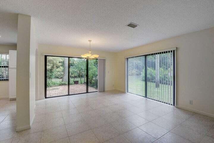 6030 Verde Trail South, Unit 2050 Boca Raton, FL 33433 - Photo 11 of 30 205-16