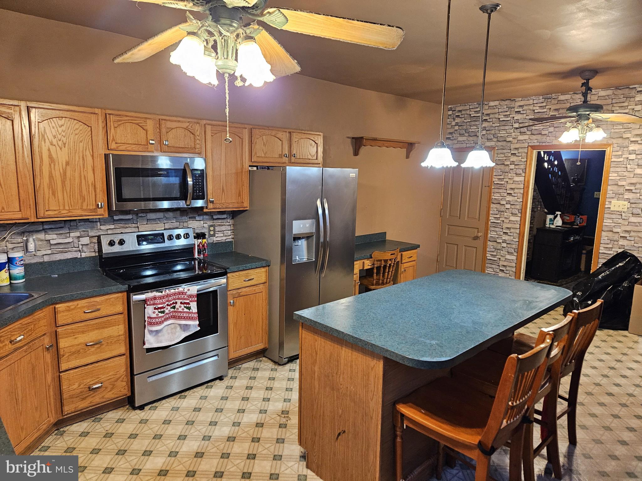 281 Main Road Lehighton, PA 18235 - Photo 2 of 9