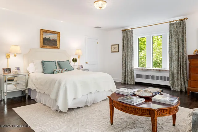 $6,300,000 | 78 Khakum Wood Road, Greenwich, CT 06831