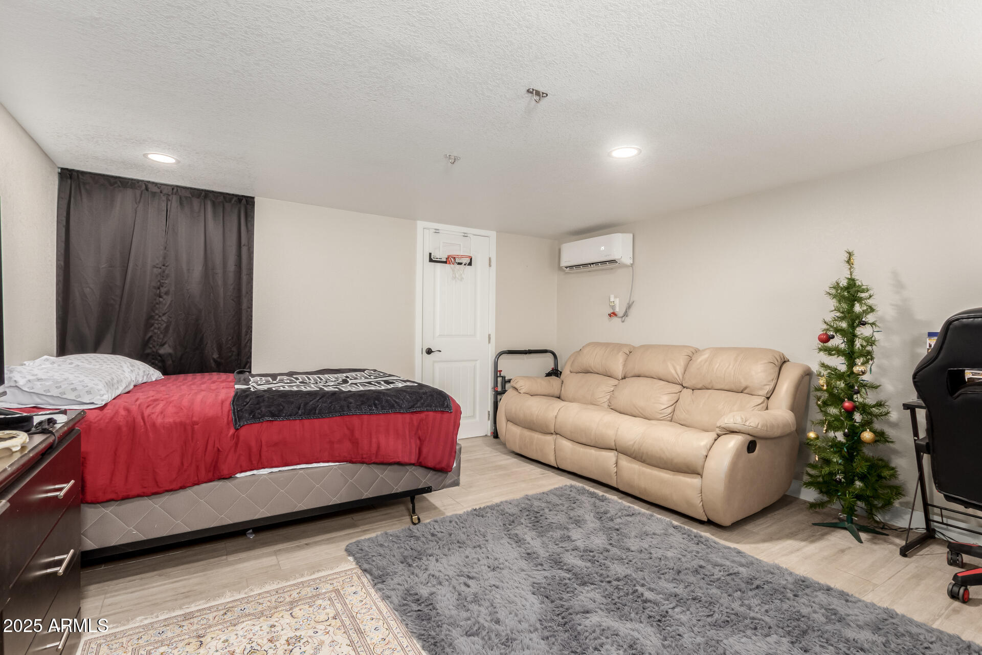 146 South Robson Mesa, AZ 85210 - Photo 21 of 36 32-Robson