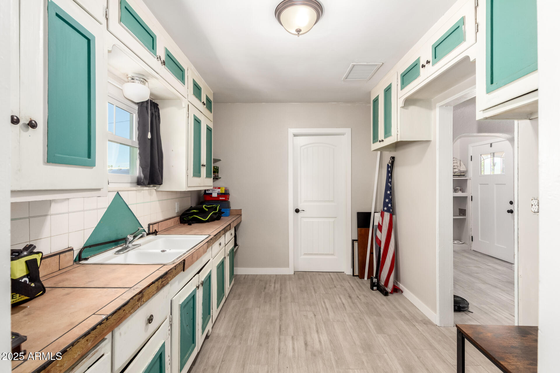 146 South Robson Mesa, AZ 85210 - Photo 25 of 36 37-Robson