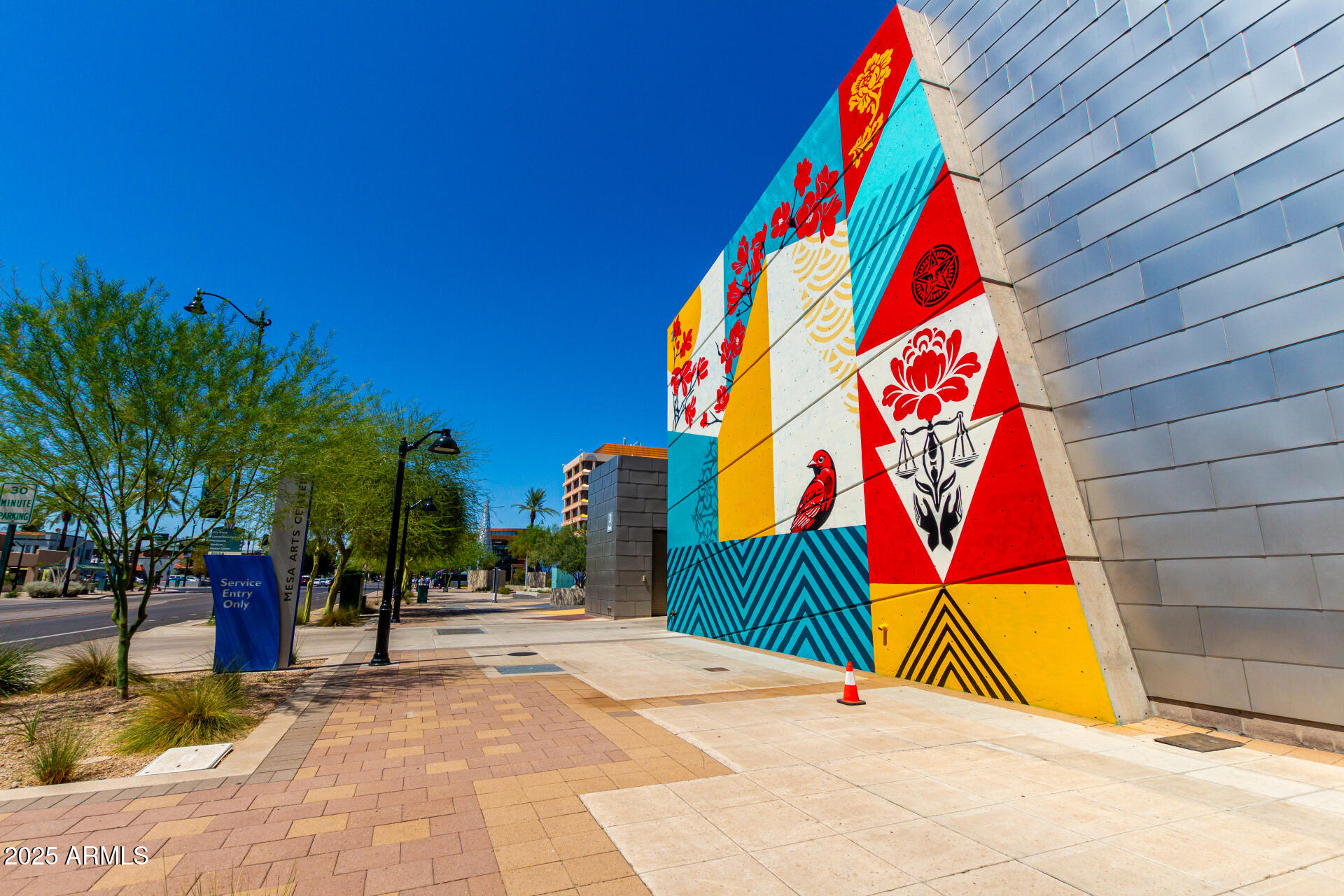 146 South Robson Mesa, AZ 85210 - Photo 29 of 36 43-Robson
