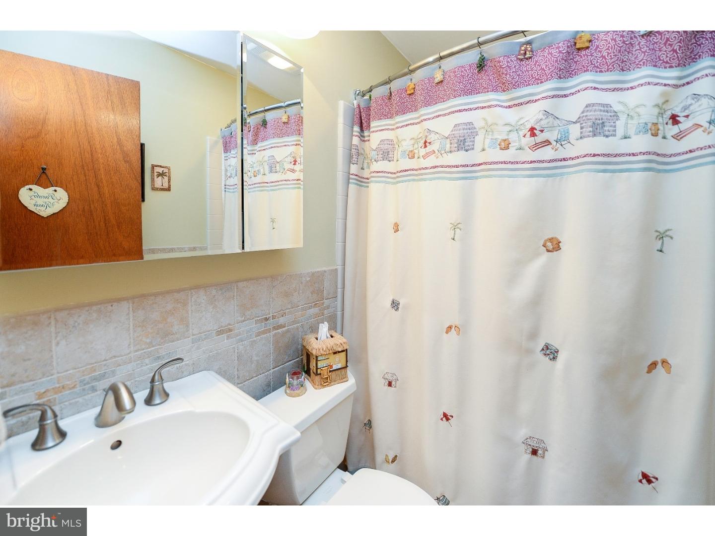 19 Crown Road Levittown, PA 19057 - Photo 20 of 25 Gallery Image 20