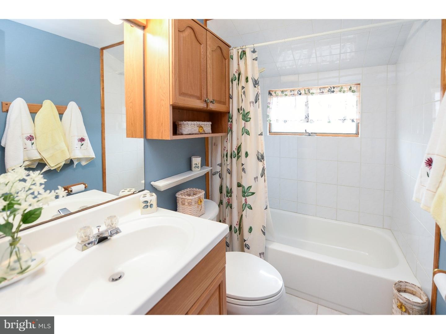 19 Crown Road Levittown, PA 19057 - Photo 23 of 25 Gallery Image 23