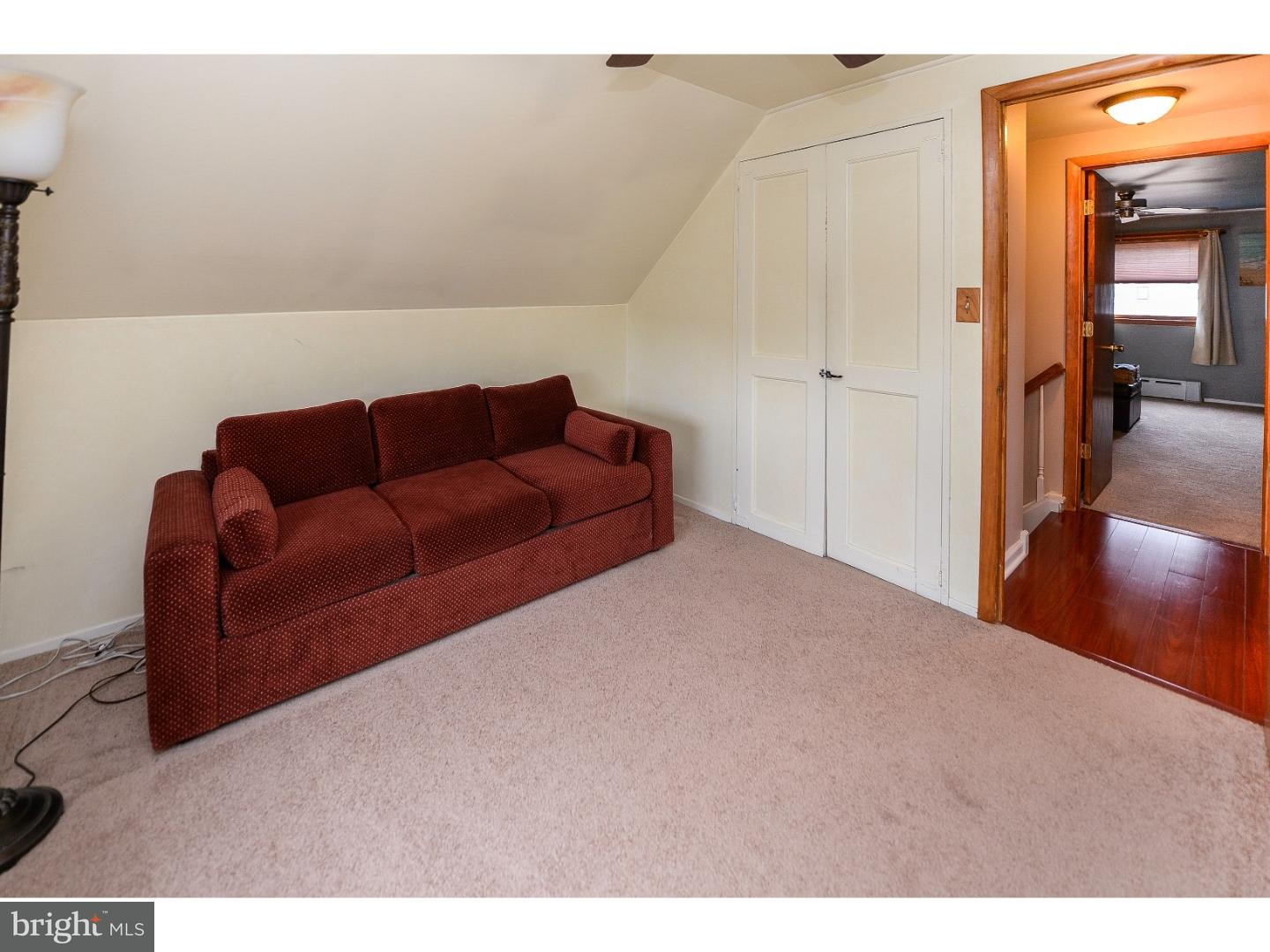 19 Crown Road Levittown, PA 19057 - Photo 24 of 25 Gallery Image 24
