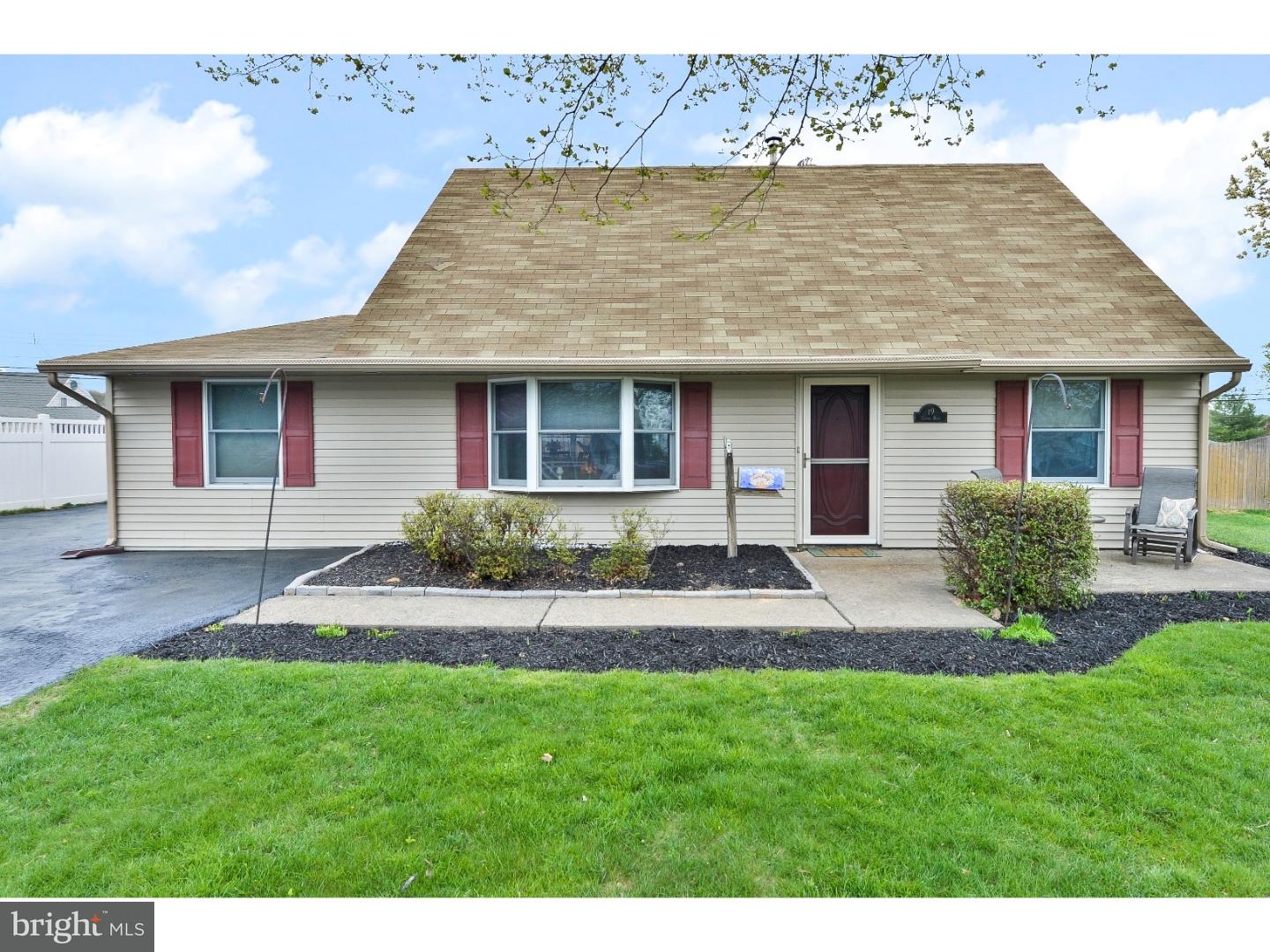 19 Crown Road Levittown, PA 19057 - Photo 25 of 25 Gallery Image 25