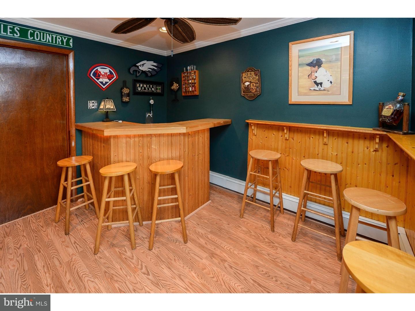 19 Crown Road Levittown, PA 19057 - Photo 10 of 25 Gallery Image 10