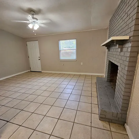 $1,300 | 1516 Majestic Avenue, Tallahassee, FL 32304