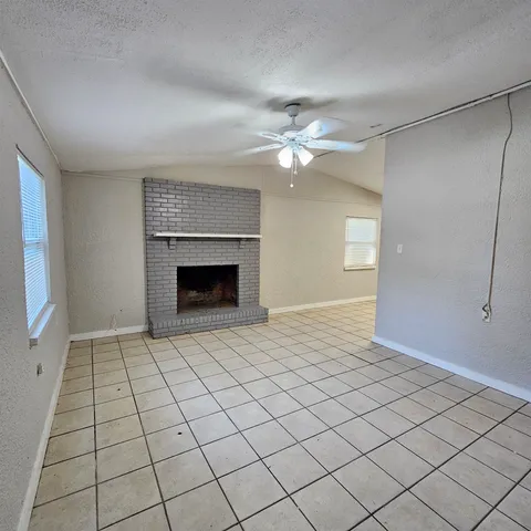 $1,300 | 1516 Majestic Avenue, Tallahassee, FL 32304