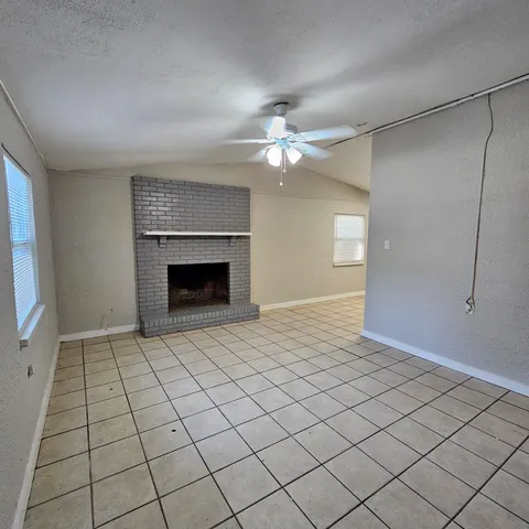 $1,300 | 1516 Majestic Avenue, Tallahassee, FL 32304