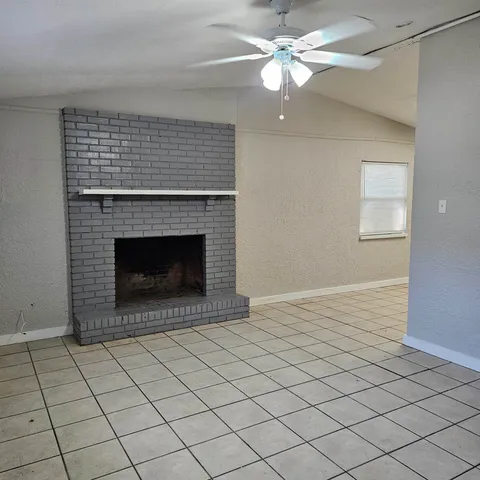 $1,300 | 1516 Majestic Avenue, Tallahassee, FL 32304
