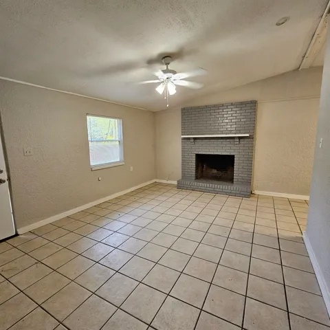 $1,300 | 1516 Majestic Avenue, Tallahassee, FL 32304