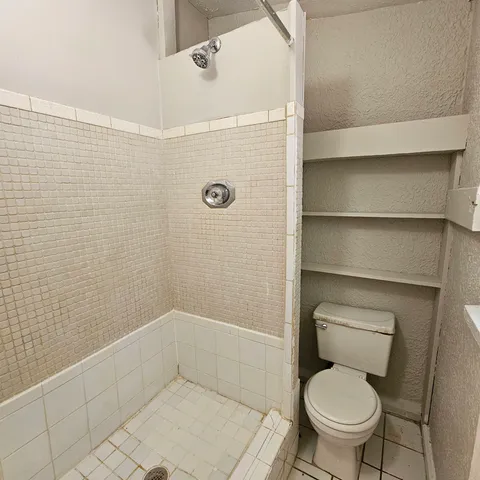 $1,300 | 1516 Majestic Avenue, Tallahassee, FL 32304