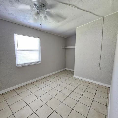 $1,300 | 1516 Majestic Avenue, Tallahassee, FL 32304