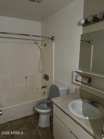 $895 | 18202 North Cave Creek Road, Unit 212, Phoenix, AZ 85032