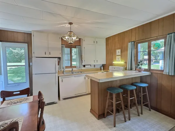 $599,900 | 11436 Hoyer Avenue Northwest, Annandale, MN 55302