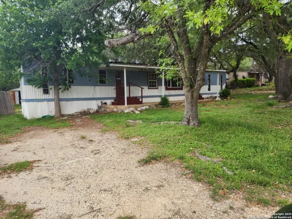 $1,994 | 520 Royal Oak Drive, Canyon Lake, TX 78133