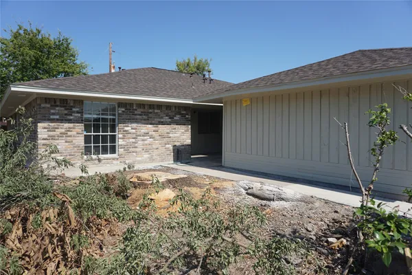 $1,475 | 1913 Normal Park Drive, Unit A, Huntsville, TX 77340