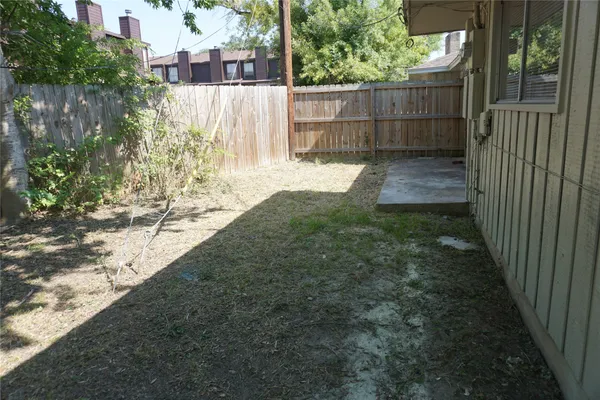 $1,475 | 1913 Normal Park Drive, Unit A, Huntsville, TX 77340