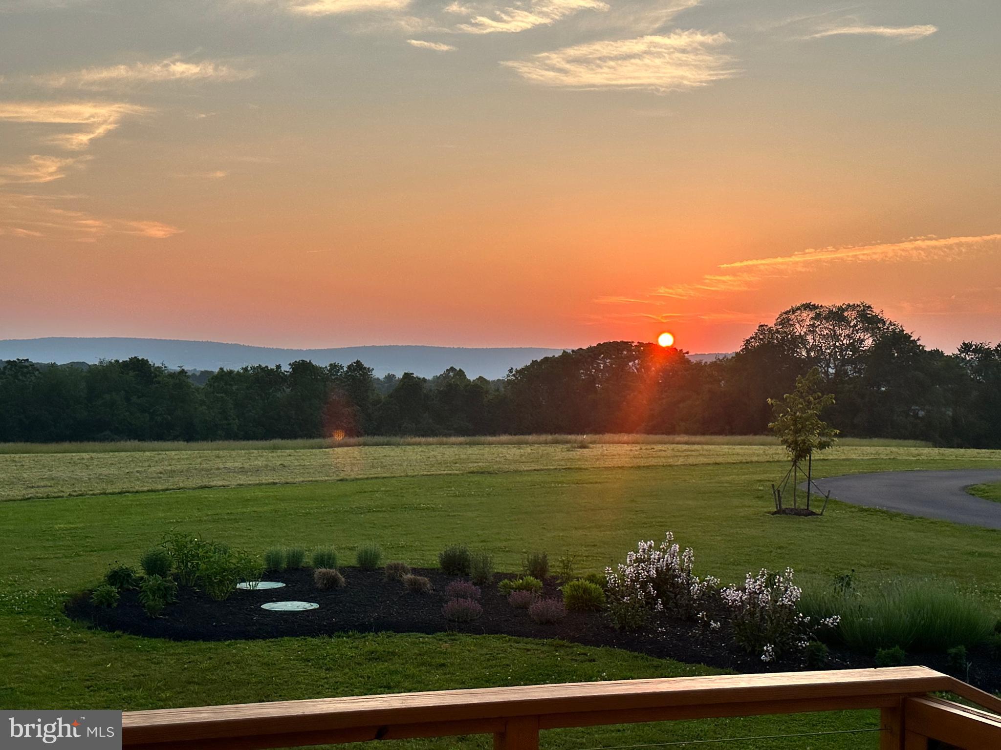 16756 Misty Ridge Lane Purcellville, VA 20132 - Photo 3 of 92 a view of an ocean from a yard