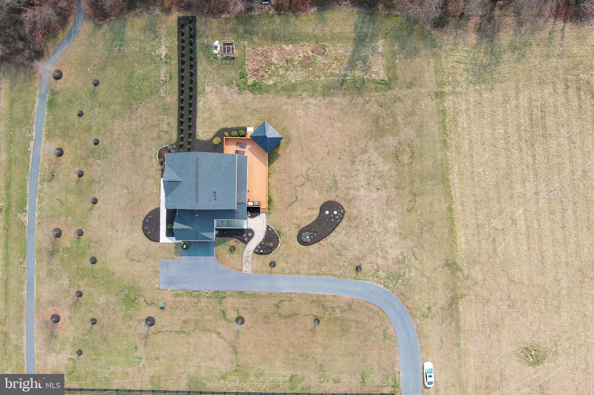 16756 Misty Ridge Lane Purcellville, VA 20132 - Photo 5 of 92