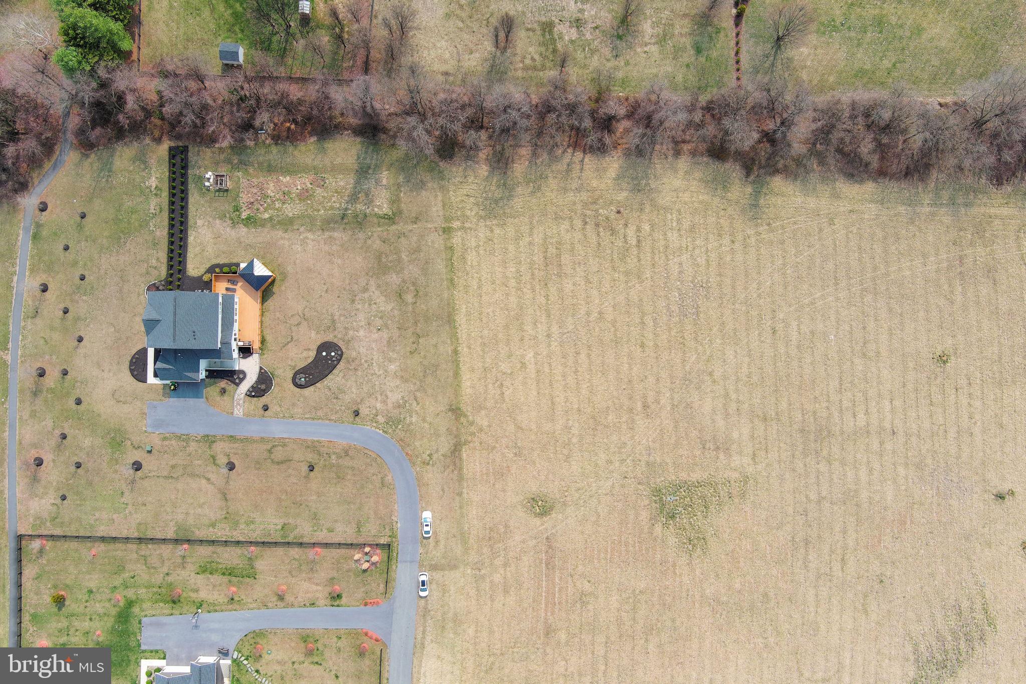 16756 Misty Ridge Lane Purcellville, VA 20132 - Photo 84 of 92 a bathroom with a shower