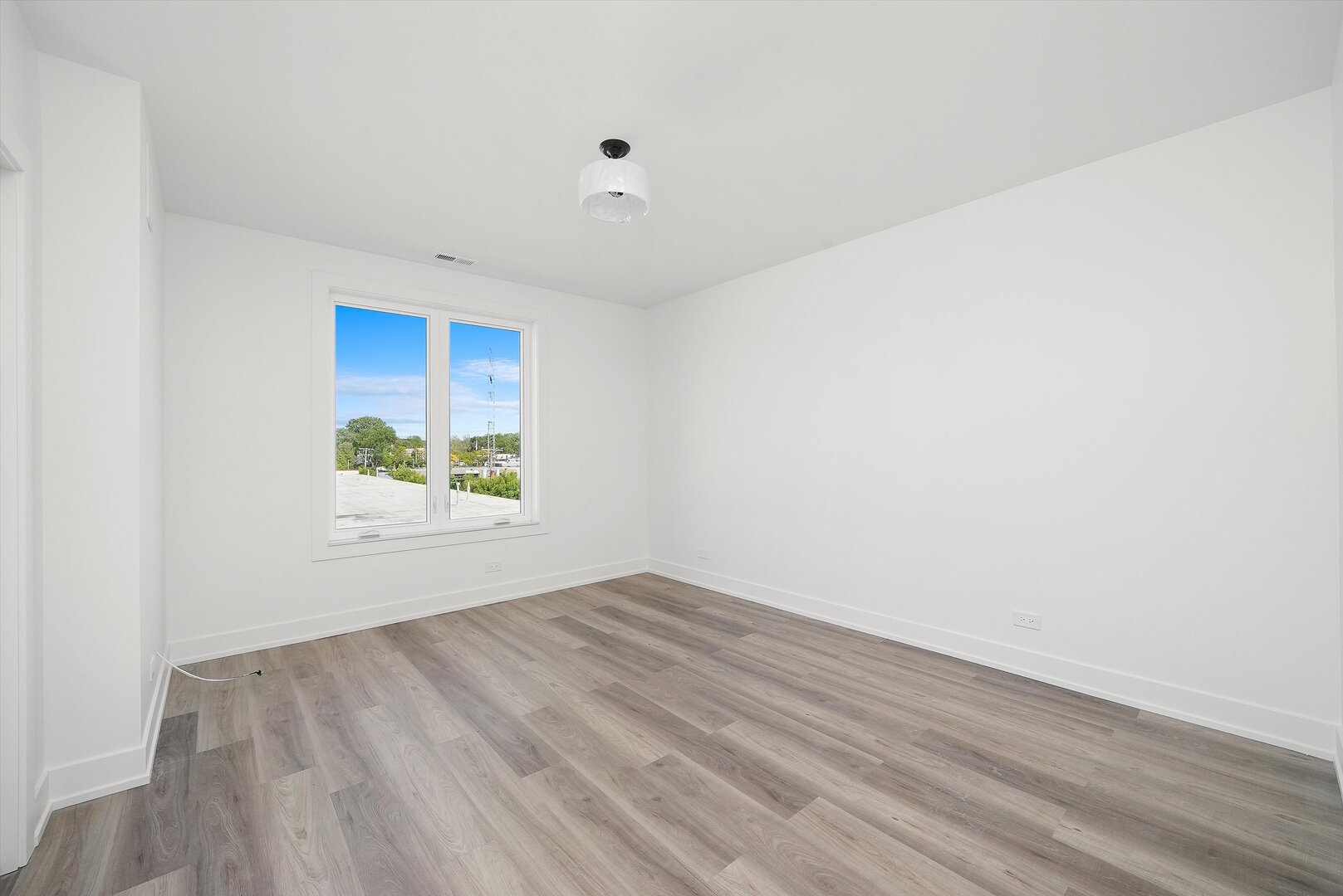 2030 Greenwood Street, Unit 104 Evanston, IL 60201 - Photo 17 of 27