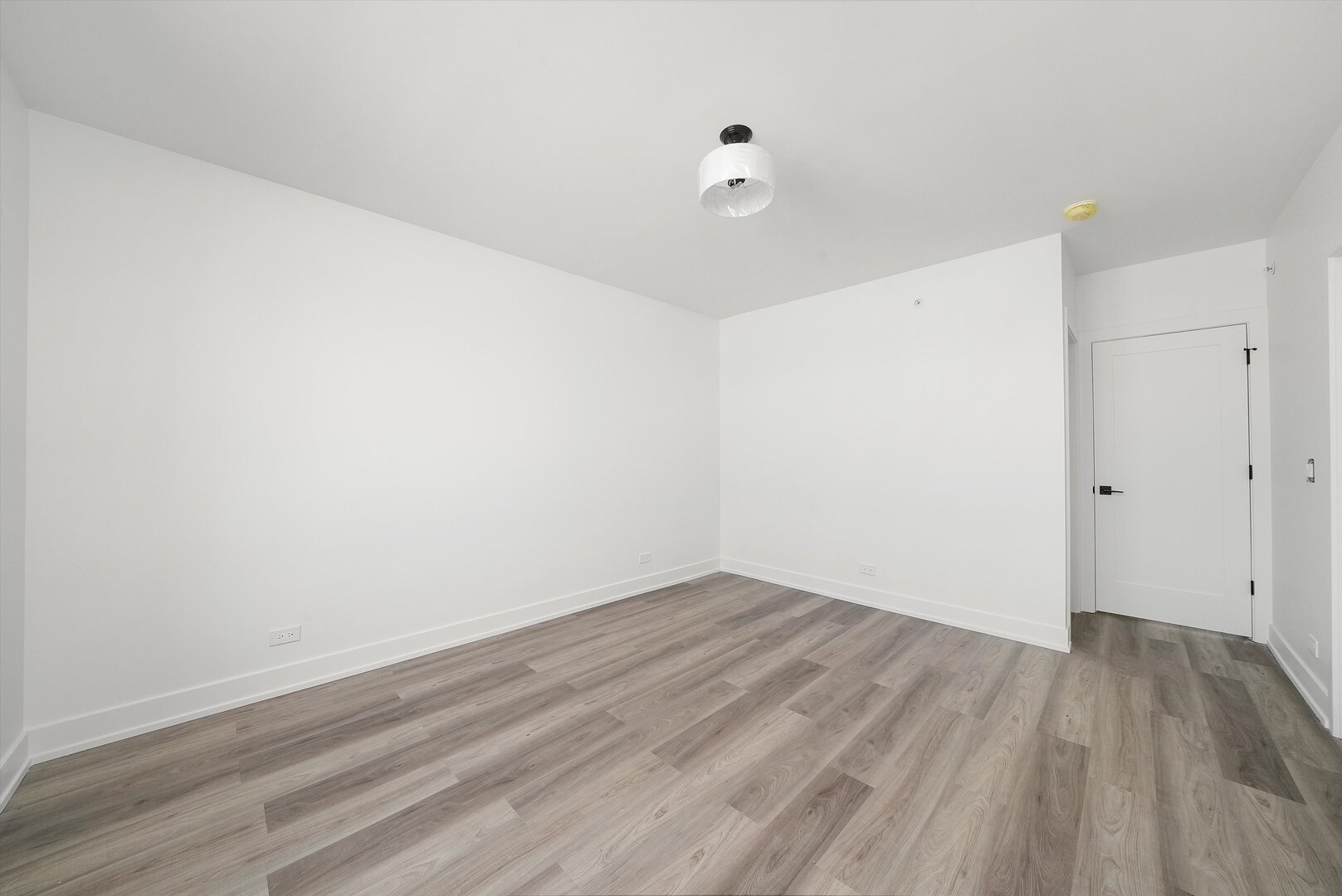 2030 Greenwood Street, Unit 104 Evanston, IL 60201 - Photo 19 of 27