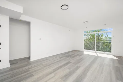 $2,650 | 2030 Greenwood Street, Unit 104, Evanston, IL 60201