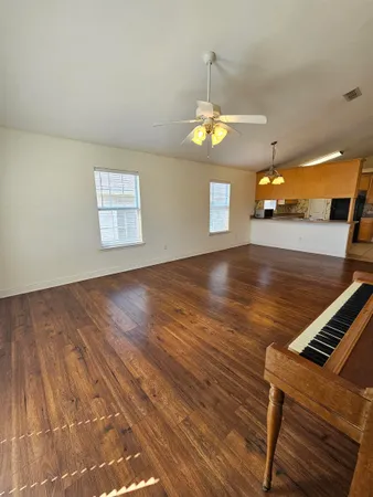 $1,895 | 3283 Emerson Lane, Tallahassee, FL 32317