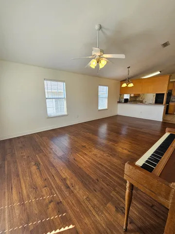 $1,895 | 3283 Emerson Lane, Tallahassee, FL 32317