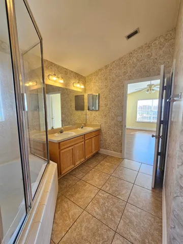 $1,895 | 3283 Emerson Lane, Tallahassee, FL 32317