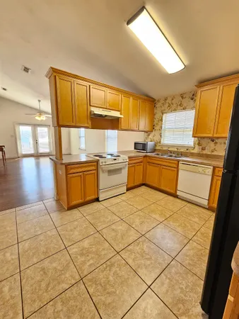 $1,895 | 3283 Emerson Lane, Tallahassee, FL 32317