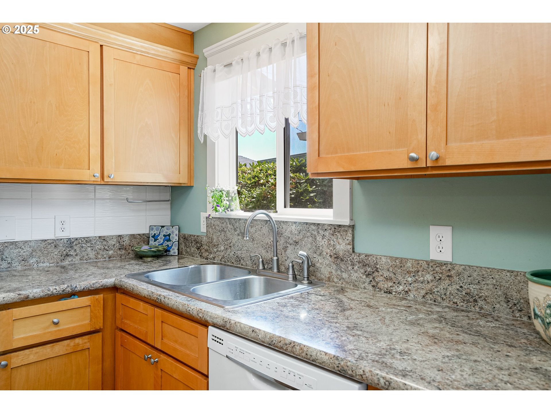 1346 Princeton Road Woodburn, OR 97071 - Photo 11 of 24 Gallery Image 11