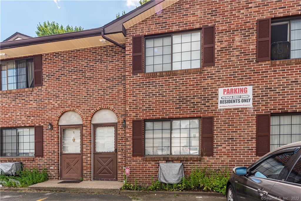 541 Pierpont Road, Unit 6 Waterbury, CT 06705 - Photo 1 of 1 Gallery Image 1