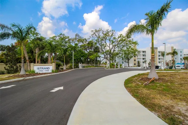 $3,900 | 1703 North Tamiami Trail, Unit B406, Sarasota, FL 34236