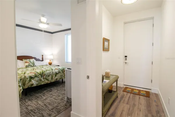 $3,900 | 1703 North Tamiami Trail, Unit B406, Sarasota, FL 34236